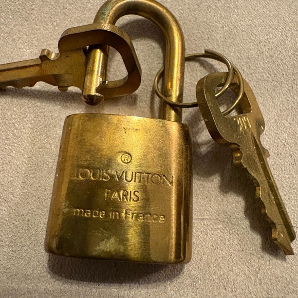 Louis Vuitton Brown Deauville Satchel Bag with Monogram Design authentic - Picture 13 of 14